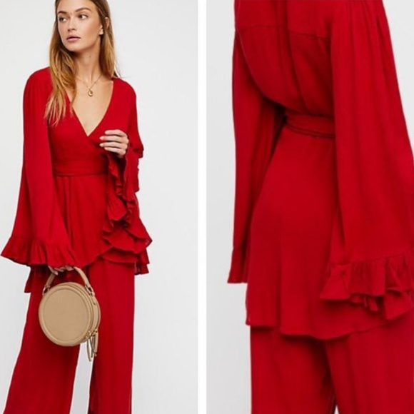 Free People Tops - NWT Free People Wrap You Up In Love Top H008
